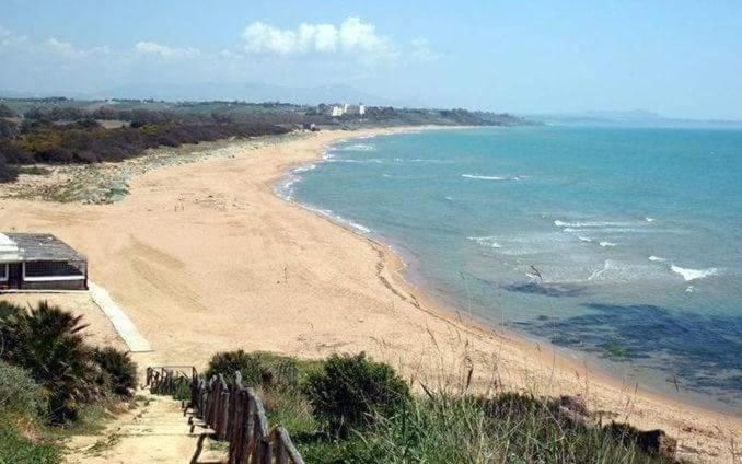 Demetra Malophoros Acomodação com café da manhã Marinella di Selinunte Exterior foto