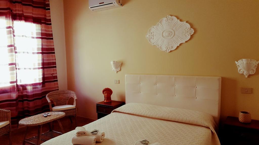 Demetra Malophoros Acomodação com café da manhã Marinella di Selinunte Exterior foto